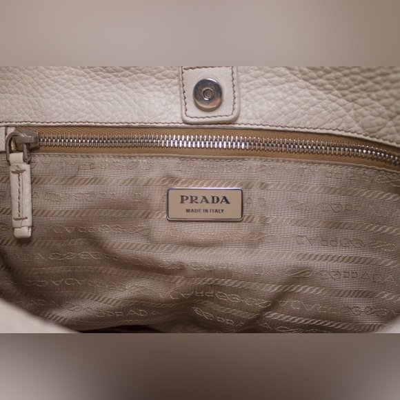Prada Tote ~ Timeless & Versatile. - Picture 3 of 6